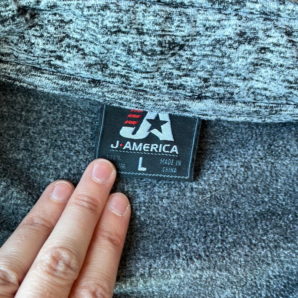 Euc Cat Pullover - image 3